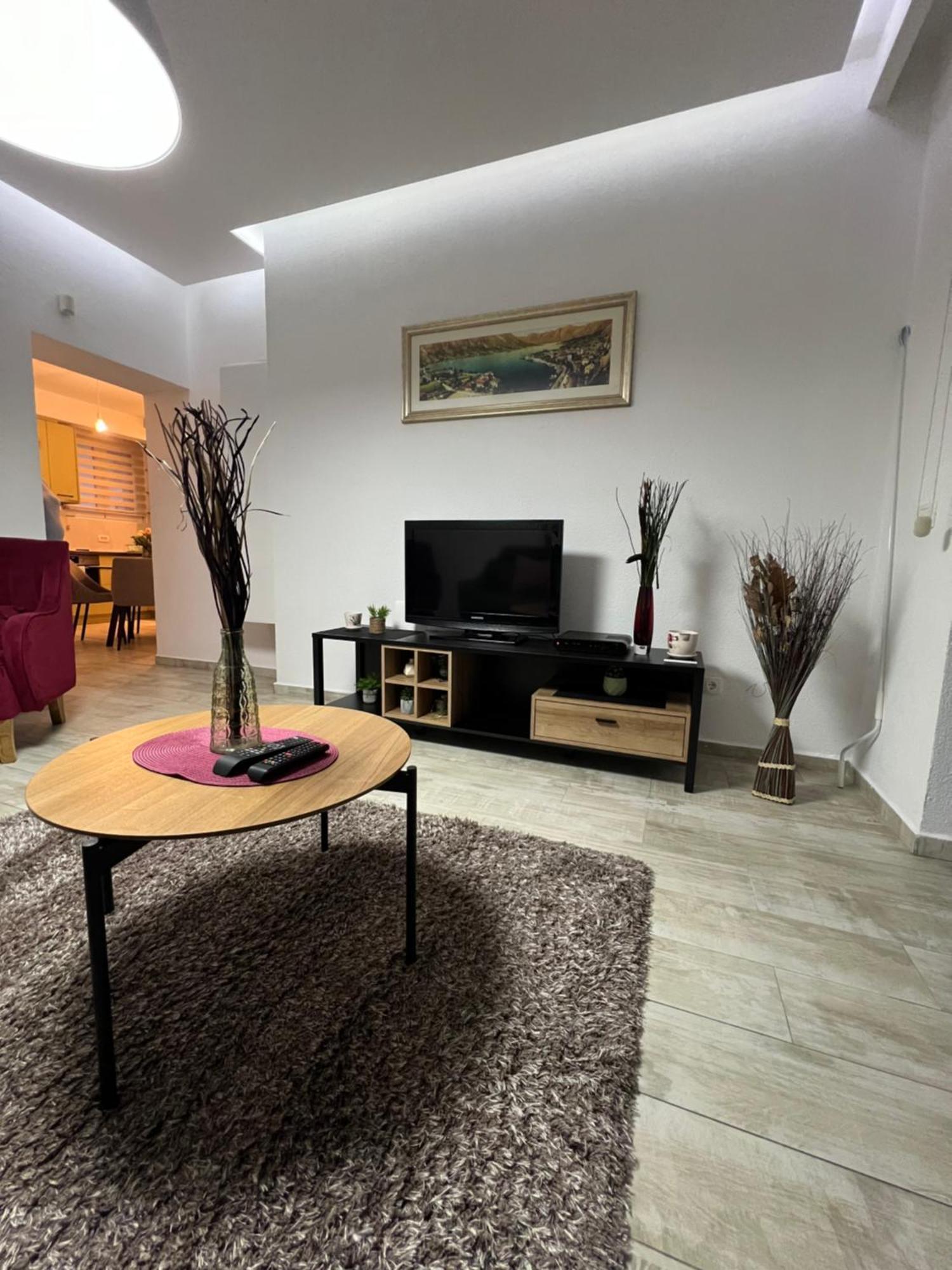 Apartament Apartman Nadja Kotor Zewnętrze zdjęcie